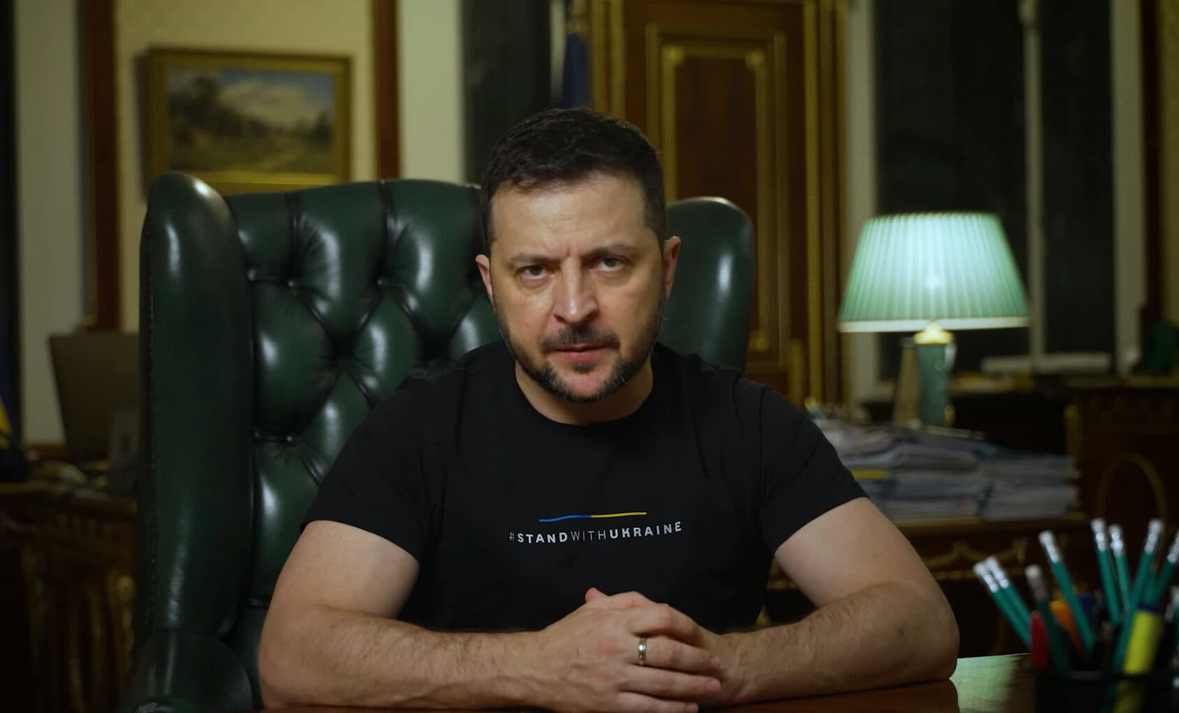 PREHĽAD UDALOSTÍ (14. 10.): Ukrajinskí predstavitelia vyzývajú Červený kríž na misiu vo väznici v Olenivke