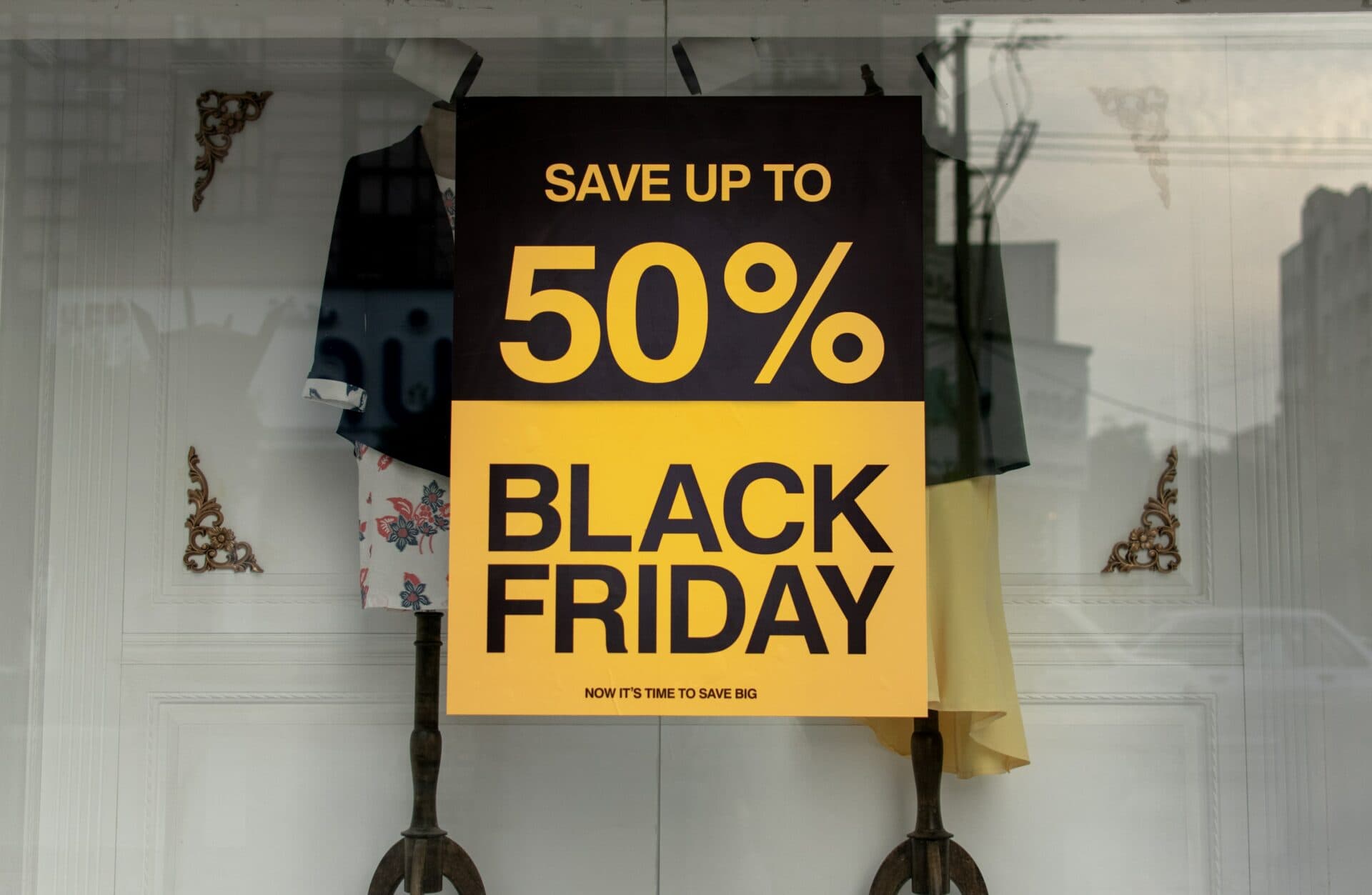 Všetko, čo by ste mali o BLACK FRIDAY vedieť!