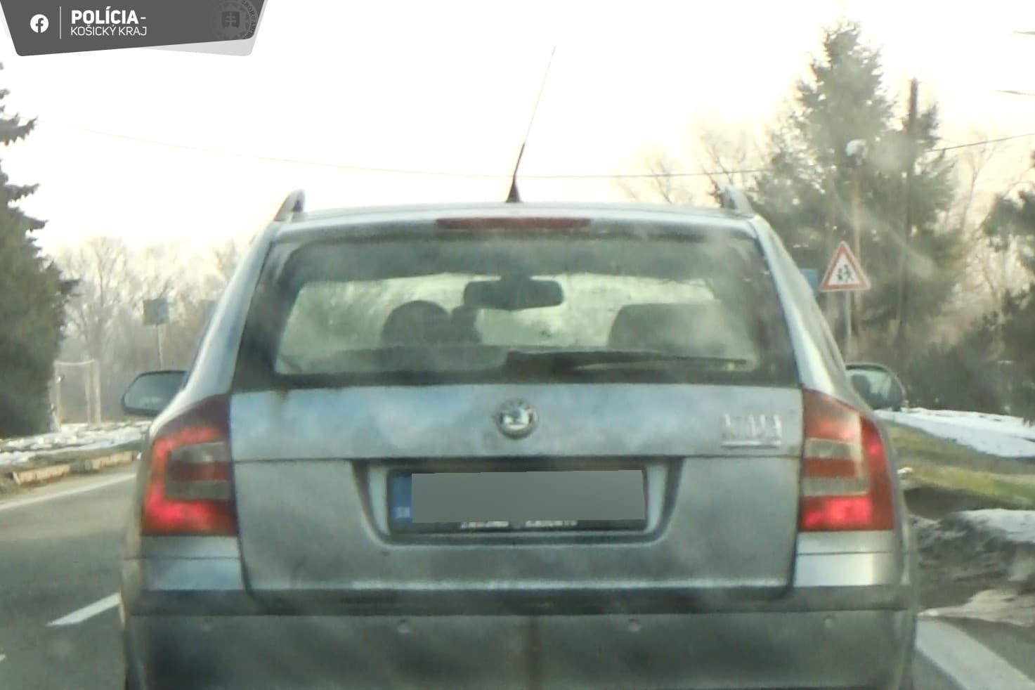 Vodič na seba upozornil používaním mobilu. Nafúkal viac než 2 promile