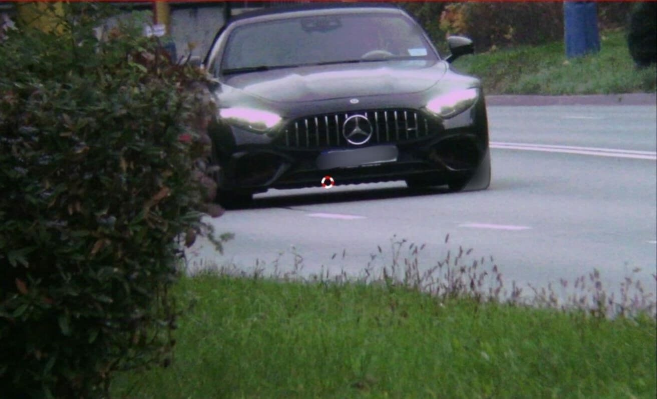 Vodič Mercedesu na KVP prekročil rýchlosť o viac ako dvojnásobok