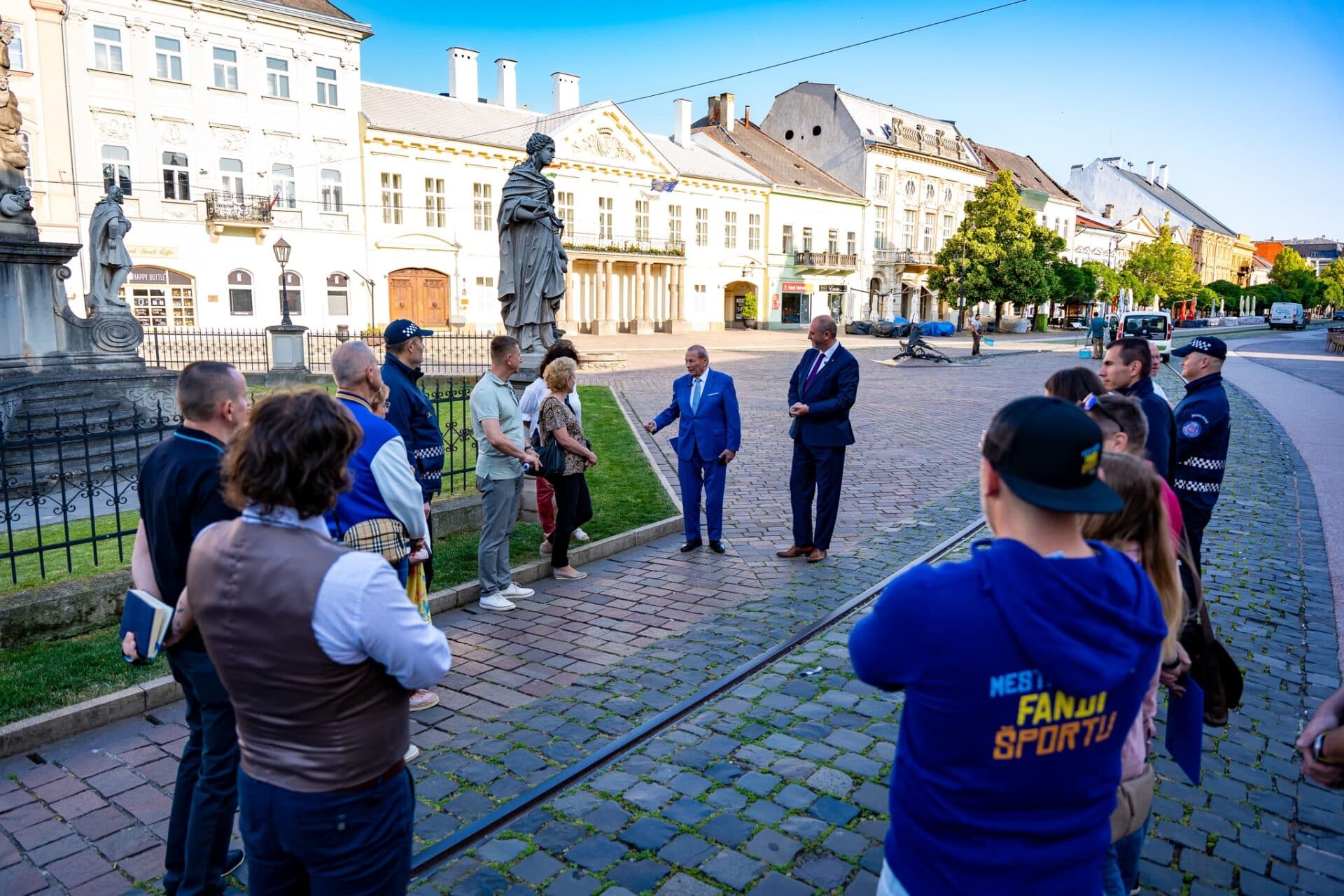 Rudolf Schuster sa zúčastnil na kontrole Hlavnej ulice (FOTO)
