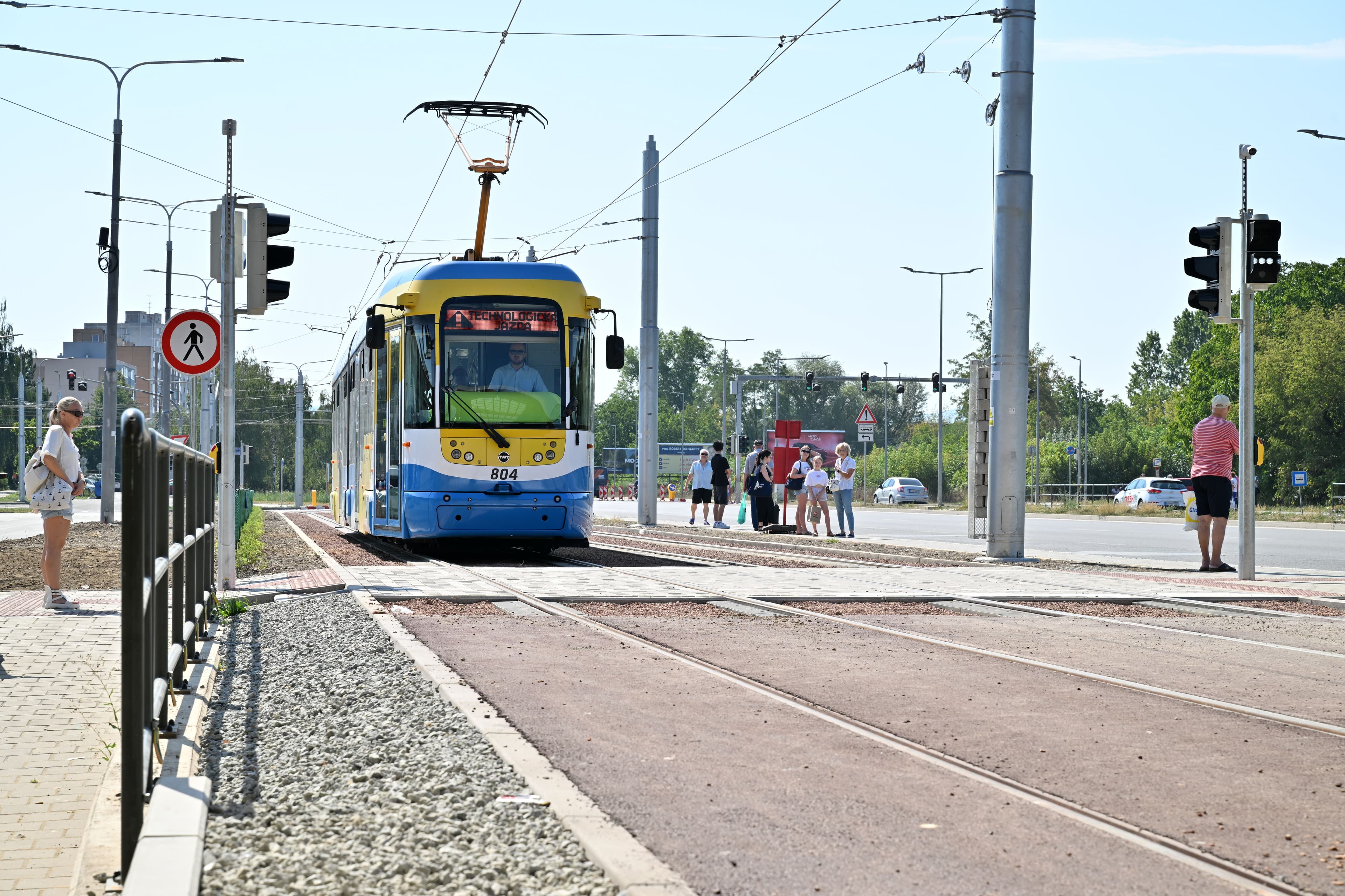 Fotografia k článku Zmodernizovanú električkovú trať testujú všetky typy električiek