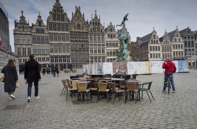 Belgicko ohlásilo ďalšie uvoľňovanie, otvára aj interiéry reštaurácií