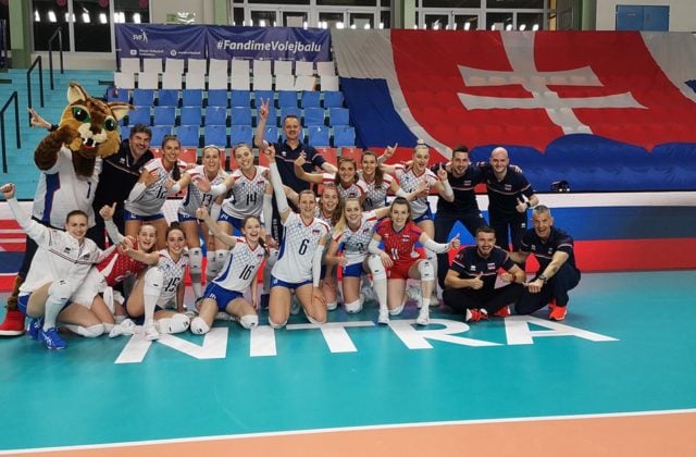 Slovenské volejbalistky senzačne postúpili na majstrovstvá Európy, rozhodla výhra nad Čiernou Horou (video)