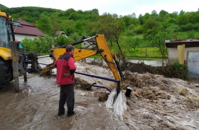 Meteorológovia varujú pred povodňami, pre tri okresy platí výstraha tretieho stupňa