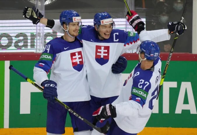 Slováci na čele Rebríčka sily. IIHF chce rozdať medaily už teraz