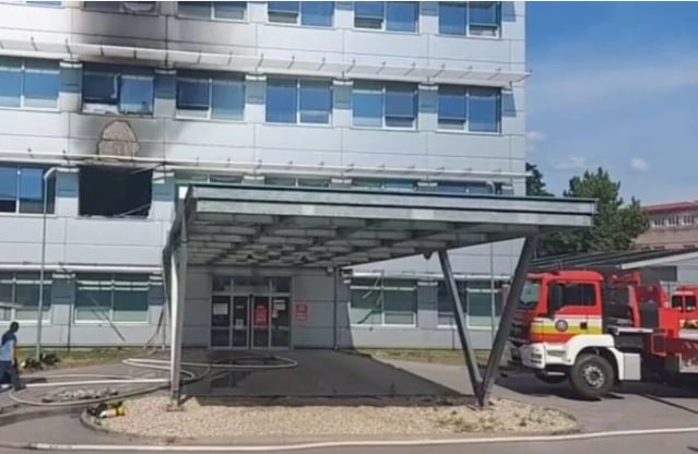 V košickej nemocnici vypukol požiar, priestory prechádzajú rekonštrukciou (video)