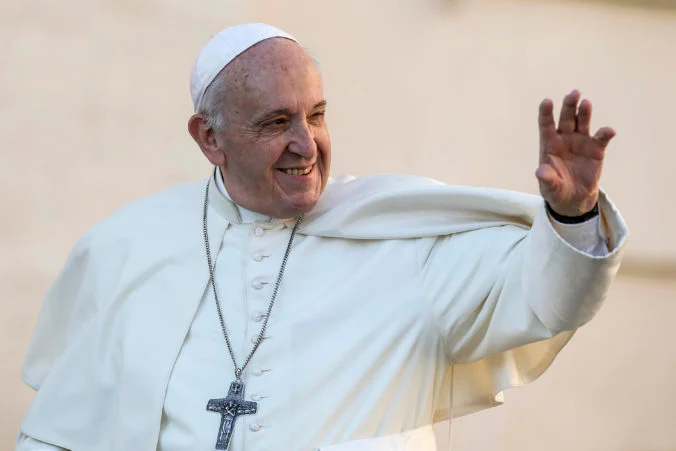 Pre návštevu pápeža budú uzatvorené cesty v okolí štadióna Lokomotíva