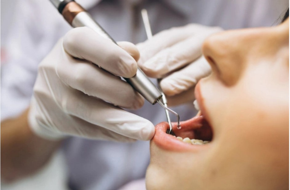 Nestihli ste v roku 2021 preventívnu prehliadku u zubára? Hradenia plnej sumy sa aj napriek tomu nemusíte obávať