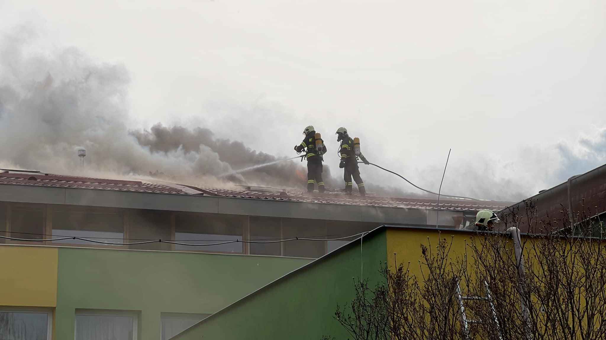 Po rozsiahlom požiari je Domov dôchodcov zdevastovaný na 40 percent (FOTO)