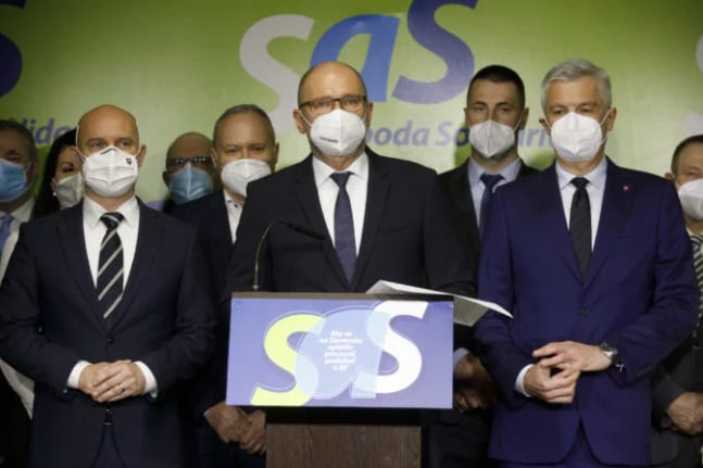 Budúcnosť koalície je v rukách premiéra Hegera, nemal by zostať ticho, tvrdí SaS