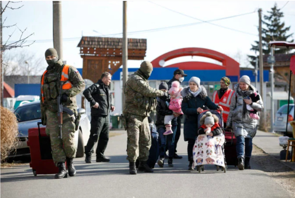 Viac ako 80 percent utečencov z Ukrajiny pokračuje zo Slovenska ďalej