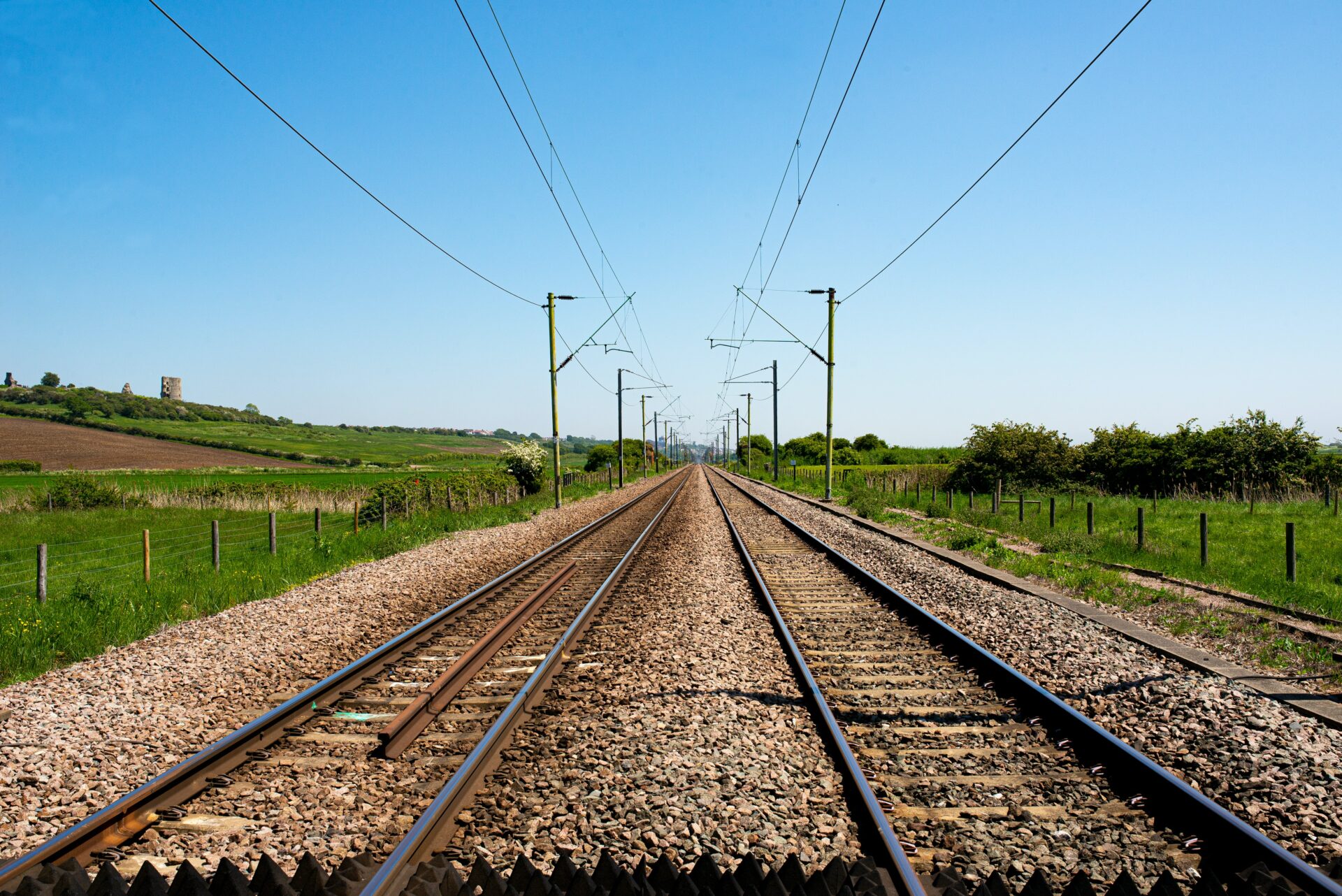AKTUALIZOVANÉ: Uzávierka železničného priecestia pred obcou Nižná Myšľa sa konať nebude