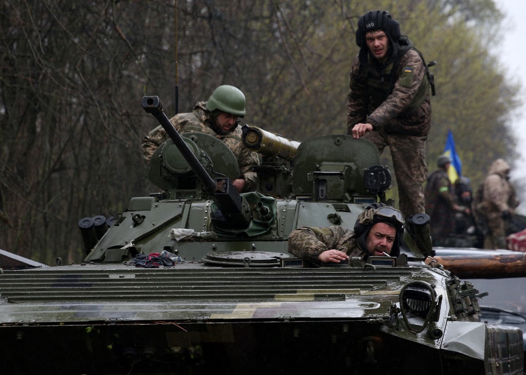 PREHĽAD UDALOSTÍ: Prezident Zelenskyj vyhlásil, že už sa začal boj o Donbas (AKTUALIZUJEME)