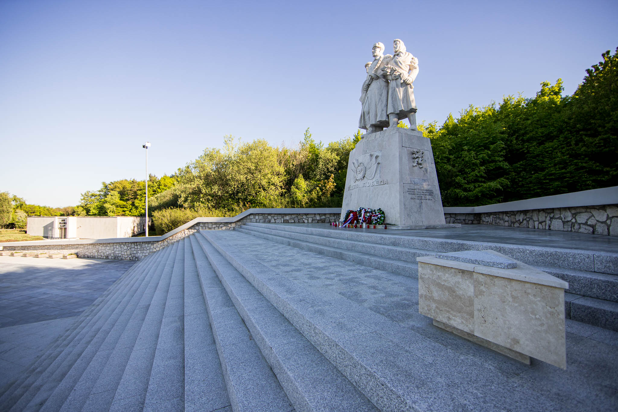 Košický samosprávny kraj dokončil rekonštrukciu pamätníka na Dargove (FOTO)