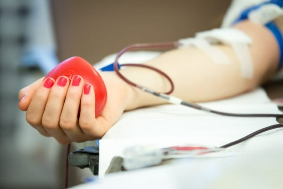 NTSSR hlási nižší počet darcov krvi. Darovať krv po dovolenke však nemôžete istý čas