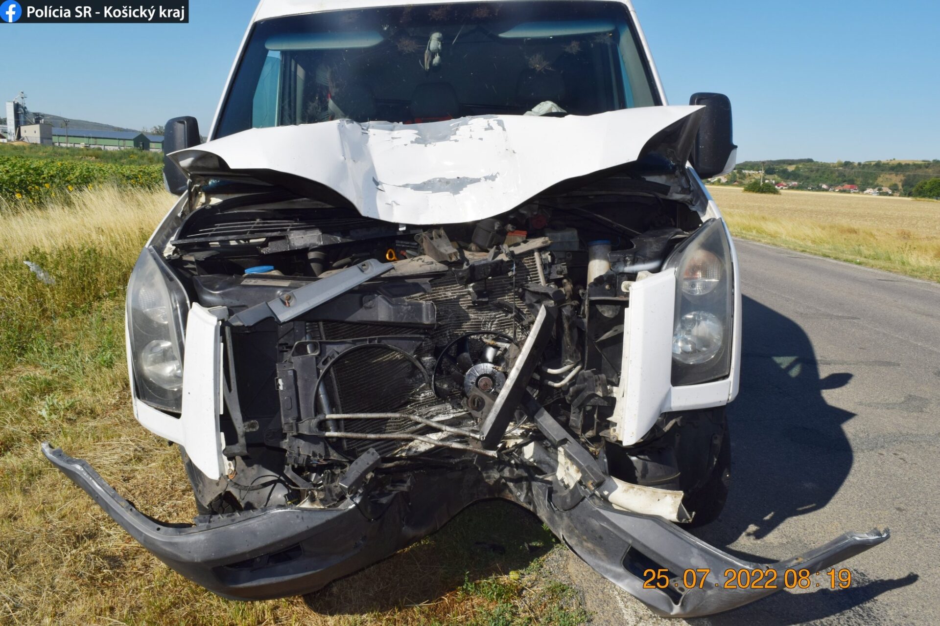 Počas vedenia vozidla dostal vodič mikrospránok! Spolujazdkyňa sa ťažko zranila (FOTO)