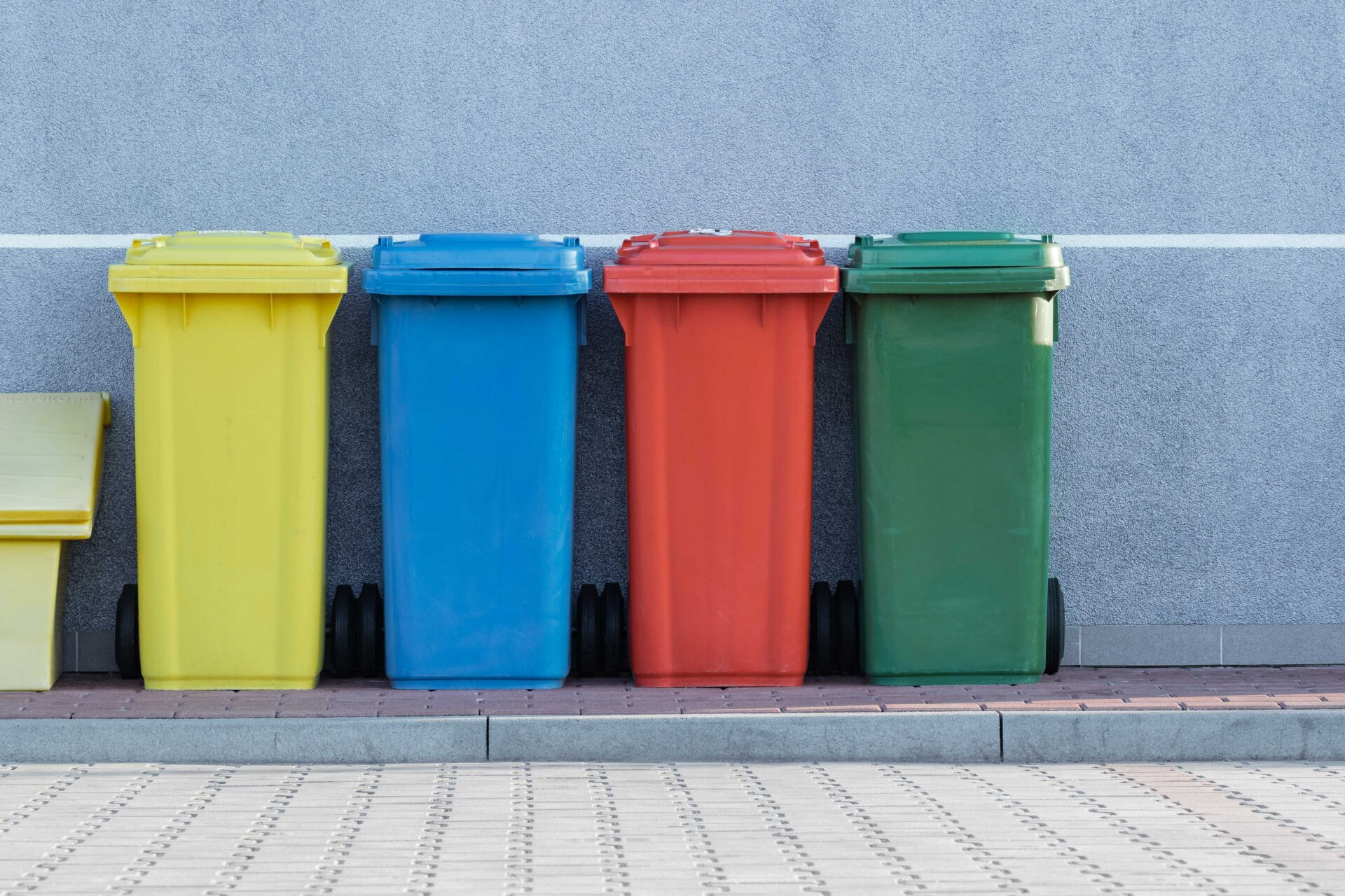 Vysoké ceny energií ohrozia recykláciu, upozorňuje Asociácia pre recykláciu obalov
