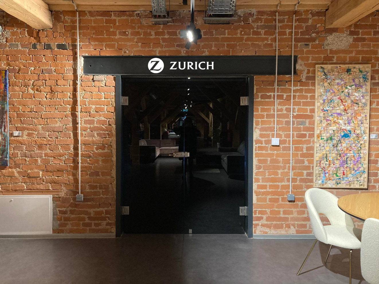 Popredná švajčiarska poisťovňa Zurich Insurance expanduje do Košíc. Okrem stability ponúka atraktívny plat a možnosť pracovať z domu