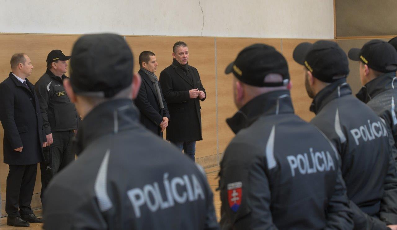 Maďarsko-srbské hranice chráni ďalších 38 slovenských policajtov