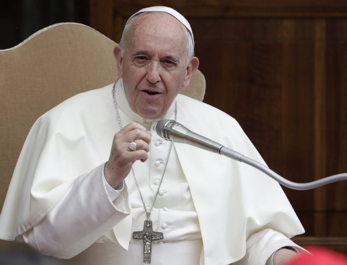 Podľa pápeža Františka homosexualita nie je zločinom