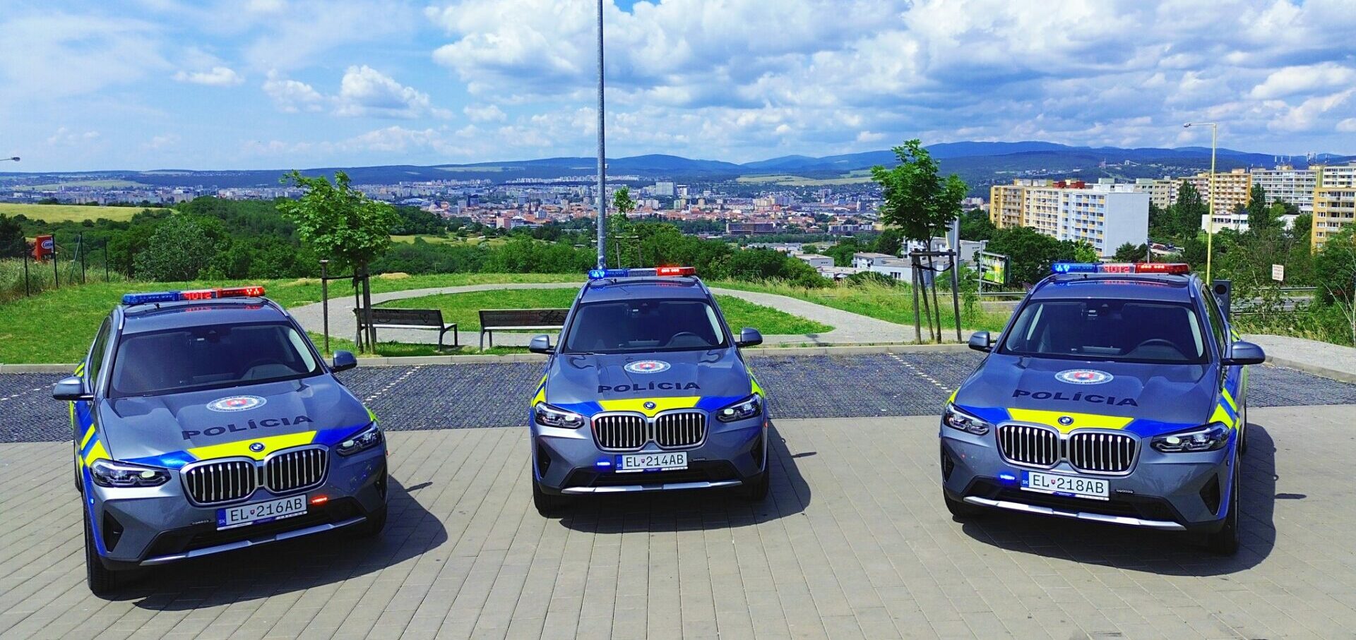 Do Košíc mieri ďalších 10 nových policajných vozidiel