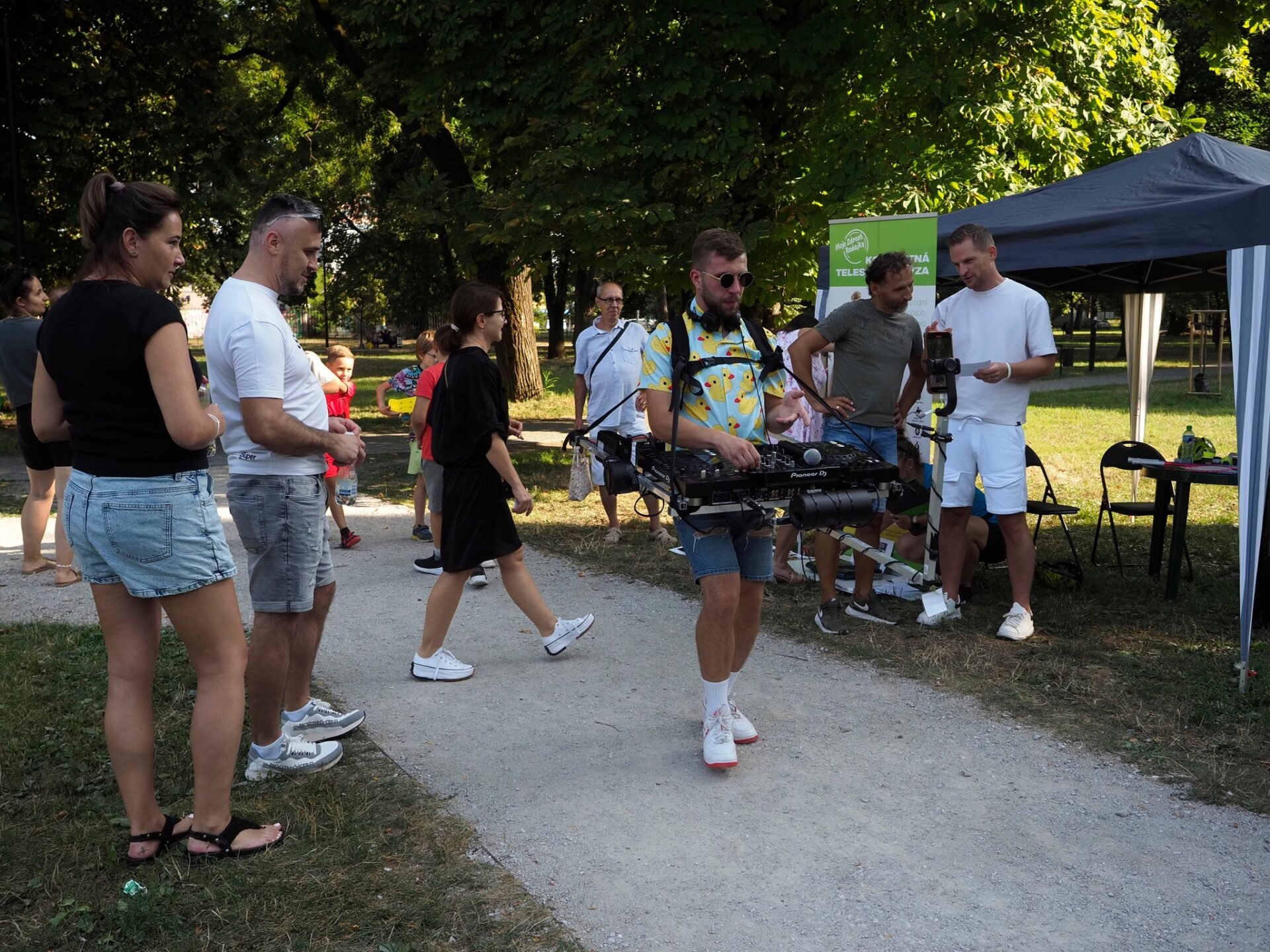 Nedeľný piknik prilákal stovky ľudí do mestského parku v Košiciach(Foto)