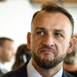 Ústavný súd odmietol sťažnosť Šutaja Eštoka v spore s čurillovcami