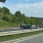 Na rýchlostnej ceste medzi Košicami a Budimírom sa stala dopravná nehoda. Cesta je podľa hasičov ťažko prejazdná