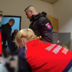 Policajti bojovali o život mladej ženy