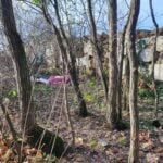 Evanjelický cintorín za sladovňou miestami stále pripomína skládku