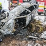 Vozidlo sa pri Michalovciach prevrátilo a začalo horieť