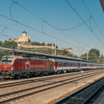 Kultúra na koľajniciach: Divadlo a koncerty priamo vo vlaku