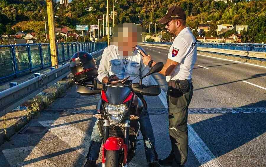Fotografia k článku V Košickom kraji si tento rok 22 smrteľných nehôd vyžiadalo 23 obetí