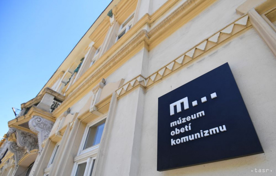 Fotografia k článku Štátne vyznamenanie P. Murdzovi odovzdali Múzeu obetí komunizmu