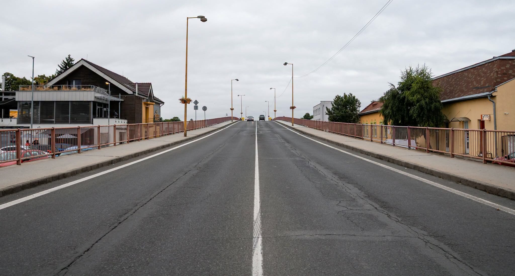 Fotografia k článku Výsledky záťažovej skúšky určia postup pri rekonštrukcii nadjazdu