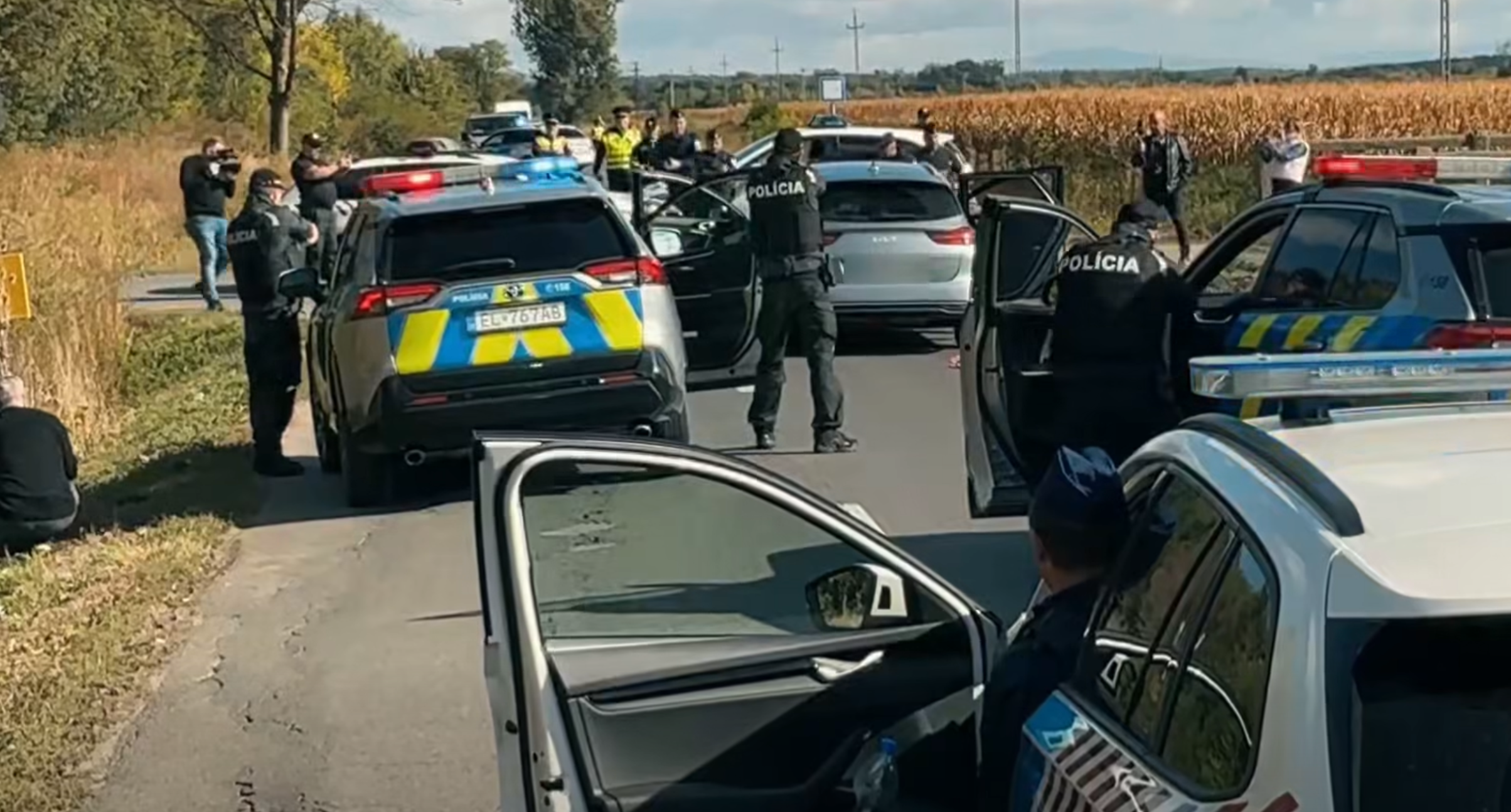Fotografia k článku Výbuch bankomatu a divoká naháňačka! Slovenskí a maďarskí policajti si precvičili spoločný zásah