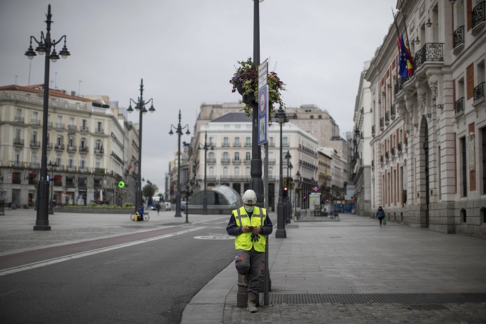 Neviditeľný zabijak zmenil temperamentný Madrid na mŕtve mesto