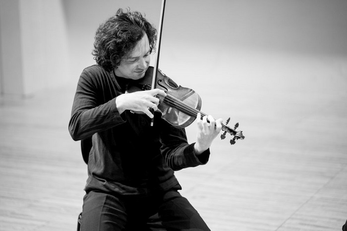 Koncerty vo filharmónii budú v decembri naživo aj online