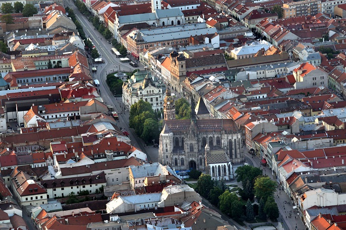 Košice a Bratislava, v ktorom meste sa žije lepšie?