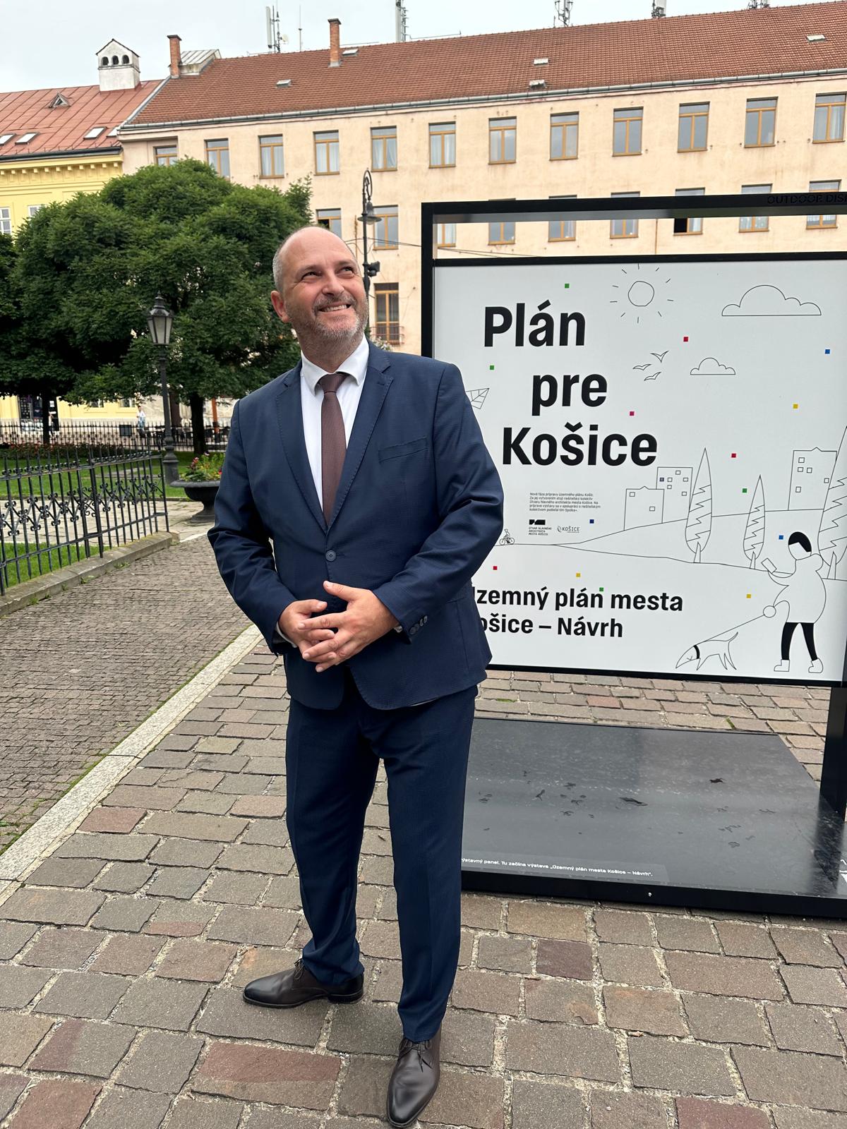 Primátor Košíc Jaroslav Polaček a hlavný architekt mesta Košice Petr Kropp predstavili nový územný plán mesta. FOTO: Tomáš Mácha
